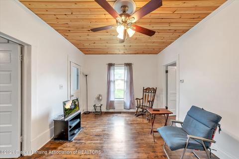 1009 E Cesar E Chavez Ave, Lansing, MI 48906 photo 7