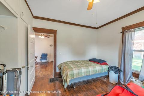 1009 E Cesar E Chavez Ave, Lansing, MI 48906 photo 17
