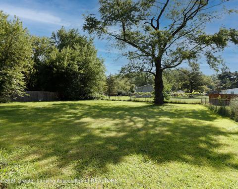 4729 Starr Ave, Lansing, MI 48910 photo 2