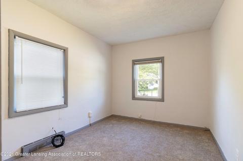 4729 Starr Ave, Lansing, MI 48910 photo 6