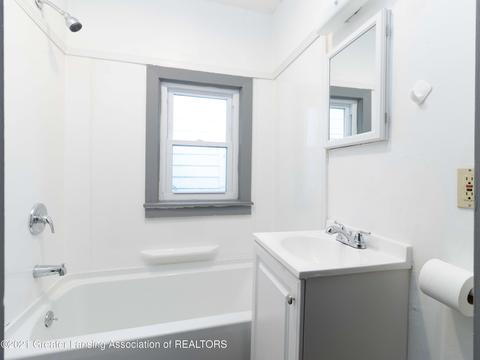 4729 Starr Ave, Lansing, MI 48910 photo 5