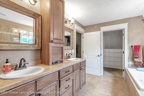 11530 Hidden Spring Trl, Dewitt, MI 48820 photo 37