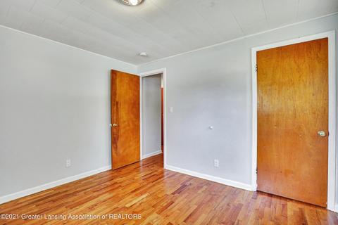 1141 Haslett Rd, Haslett, MI 48840 photo 15