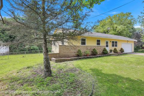 1141 Haslett Rd, Haslett, MI 48840 photo 3