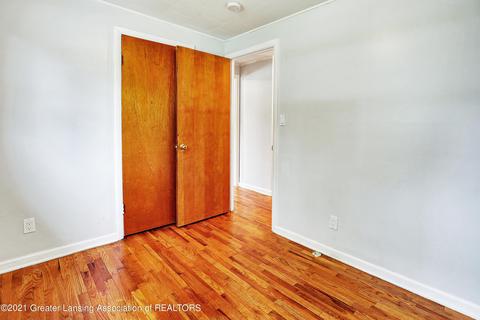 1141 Haslett Rd, Haslett, MI 48840 photo 14