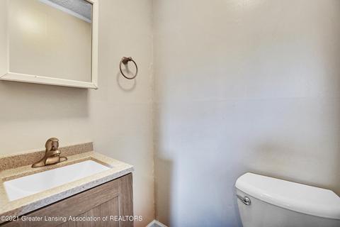 1141 Haslett Rd, Haslett, MI 48840 photo 19