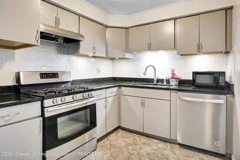 1141 Haslett Rd, Haslett, MI 48840 photo 8