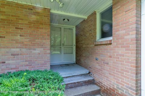 4643 Arrowhead Rd, Okemos, MI 48864 photo 5