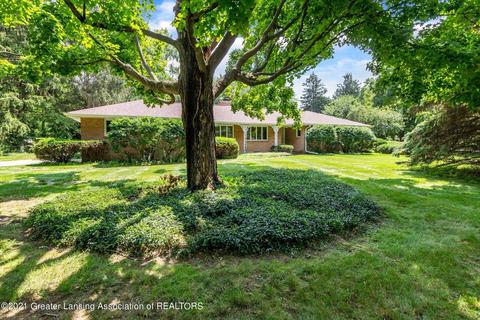 4643 Arrowhead Rd, Okemos, MI 48864 photo 1