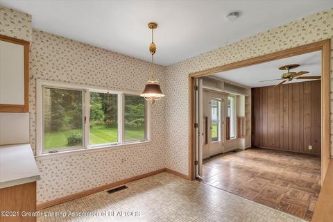 4643 Arrowhead Rd, Okemos, MI 48864 photo 14