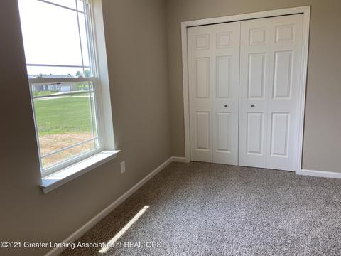 6630 Thunder Ln, Lansing, MI 48906 photo 23