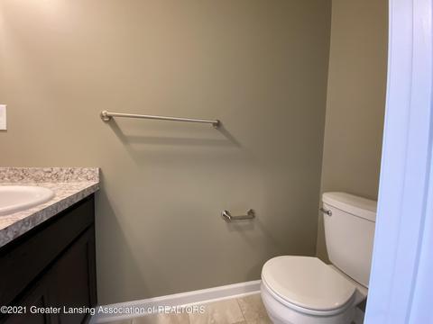 6630 Thunder Ln, Lansing, MI 48906 photo 12