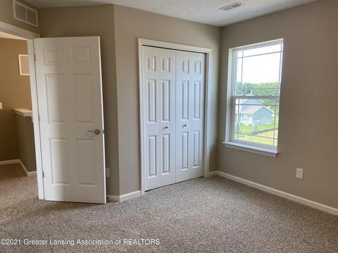 6630 Thunder Ln, Lansing, MI 48906 photo 27