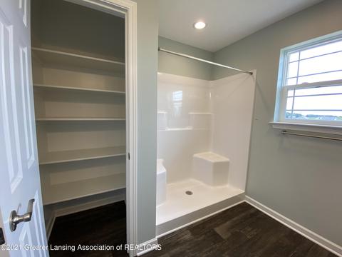6630 Thunder Ln, Lansing, MI 48906 photo 18