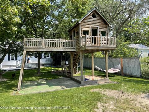 911 Clark Rd, Lansing, MI 48917 photo 18