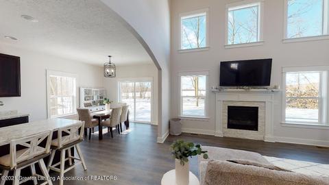 6620 Thunder Ln, Lansing, MI 48906 photo 3