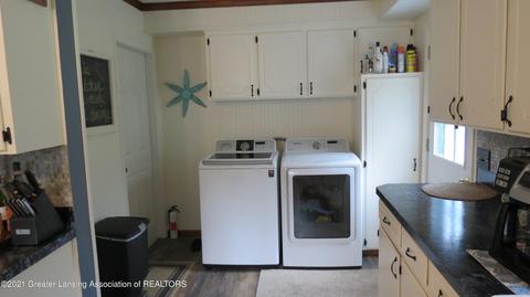 241 E 1st St, Ovid, MI 48866 photo 13