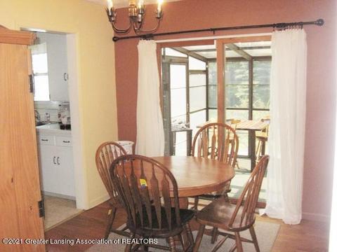 1305 E Haslett Rd, Haslett, MI 48840 photo 5