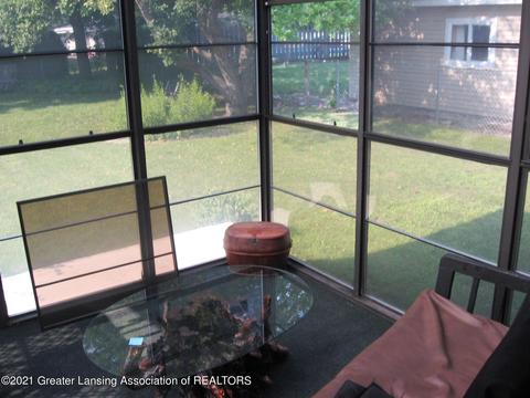 1305 E Haslett Rd, Haslett, MI 48840 photo 10