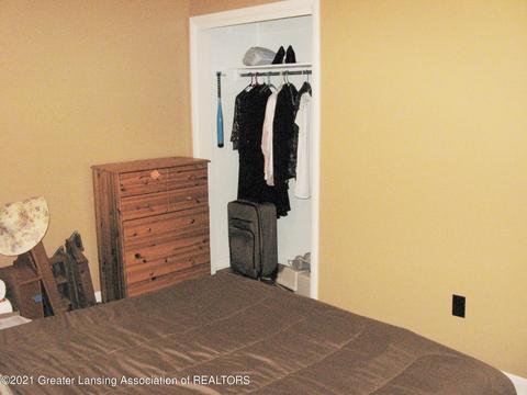 1305 E Haslett Rd, Haslett, MI 48840 photo 9
