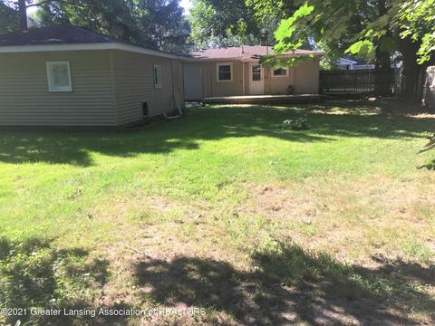 310 W Madison St, Dewitt, MI 48820 photo 9