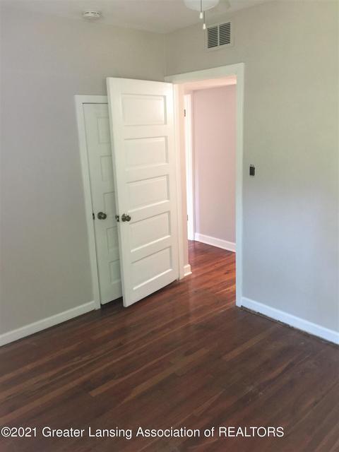310 W Madison St, Dewitt, MI 48820 photo 16