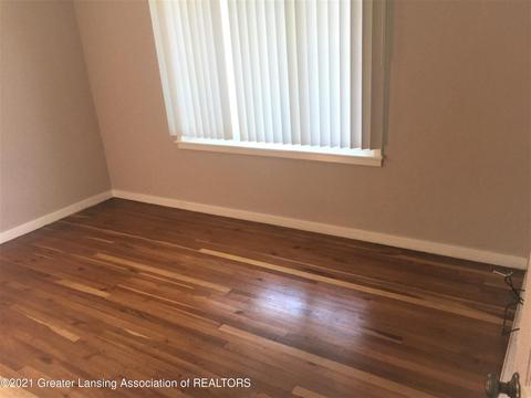 310 W Madison St, Dewitt, MI 48820 photo 13