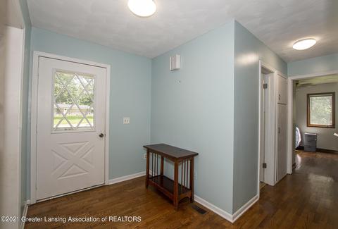 13005 E Melody Rd, Grand Ledge, MI 48837 photo 3