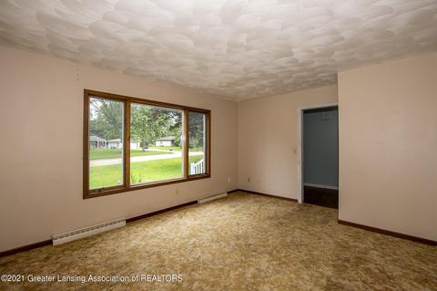 13005 E Melody Rd, Grand Ledge, MI 48837 photo 6