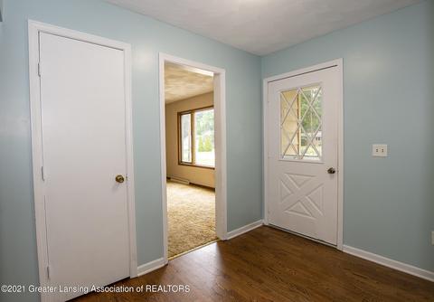 13005 E Melody Rd, Grand Ledge, MI 48837 photo 4