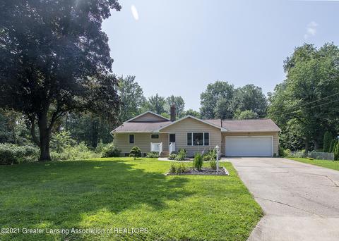 13005 E Melody Rd, Grand Ledge, MI 48837 photo 2