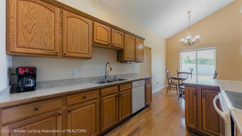 10660 S Airport Rd, Dewitt, MI 48820 photo 14