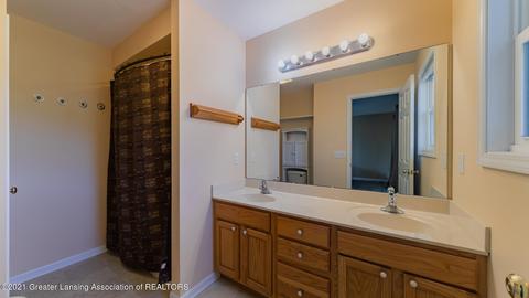 10660 S Airport Rd, Dewitt, MI 48820 photo 22