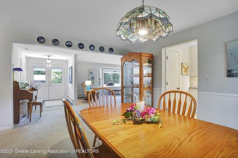 838 E Scott St, Grand Ledge, MI 48837 photo 9