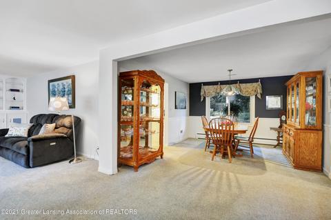 838 E Scott St, Grand Ledge, MI 48837 photo 10