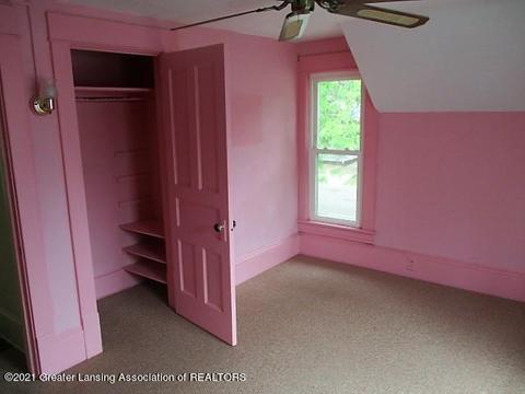 611 Smith Ave, Lansing, MI 48910 photo 18