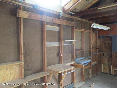 611 Smith Ave, Lansing, MI 48910 photo 29