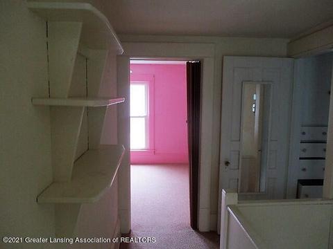 611 Smith Ave, Lansing, MI 48910 photo 16