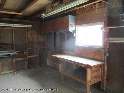 611 Smith Ave, Lansing, MI 48910 photo 30