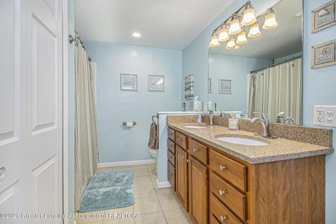 507 E Mcconnell St, Saint Johns, MI 48879 photo 10