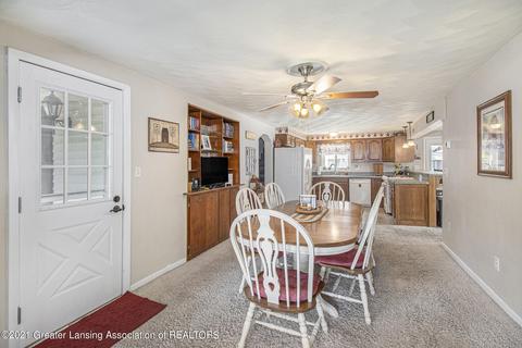 507 E Mcconnell St, Saint Johns, MI 48879 photo 7
