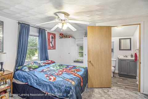 507 E Mcconnell St, Saint Johns, MI 48879 photo 16