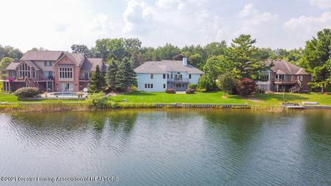 311 W Spring Meadows Ln, Dewitt, MI 48820 photo 4