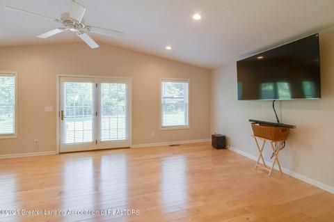919 Wolverine Rd, Mason, MI 48854 photo 21