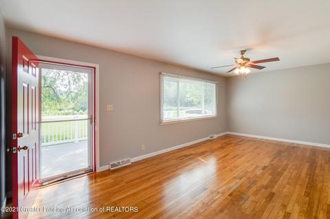 919 Wolverine Rd, Mason, MI 48854 photo 5
