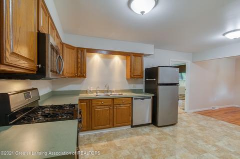 919 Wolverine Rd, Mason, MI 48854 photo 14