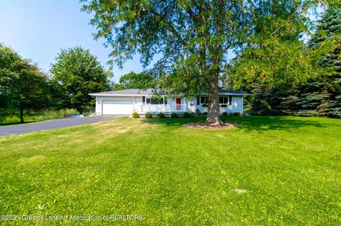 919 Wolverine Rd, Mason, MI 48854 photo 2