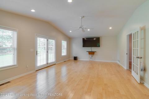 919 Wolverine Rd, Mason, MI 48854 photo 20
