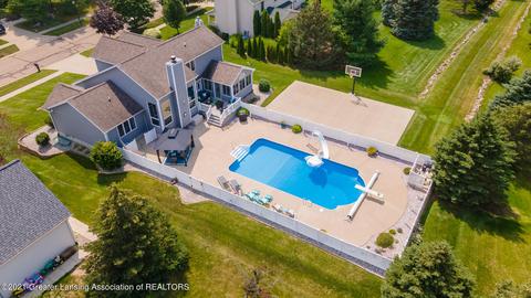 3330 Hollow Spring Dr, Dewitt, MI 48820 photo 11