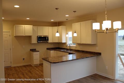 3549 Bath Rd, Perry, MI 48872 photo 2